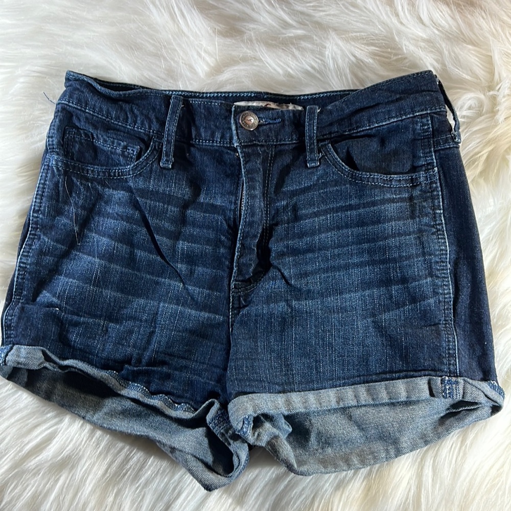 Hollister woman’s juniors blue Jean shorts size 3